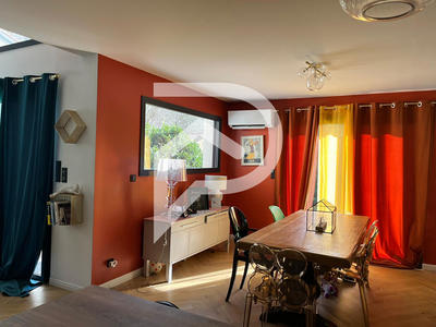 Maison - 108 m² - 4 pièces