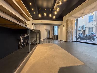 Local commercial - 30 m² - 1 pièce