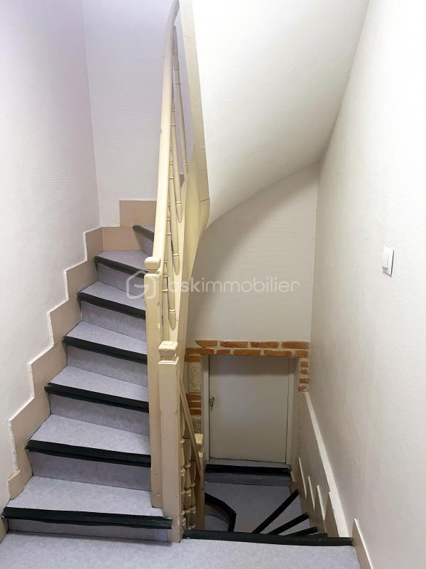 Immeuble - 160 m² - 10 pièces