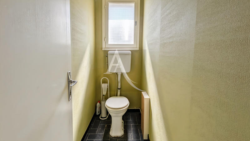 Maison - 101 m² - 5 pièces