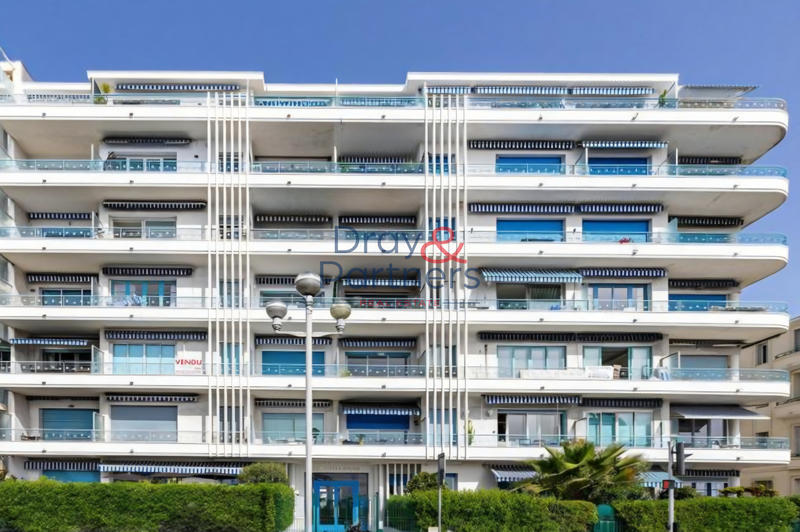 Appartement - 57 m² - 2 pièces