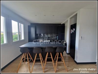 Maison - 103 m² - 4 pièces