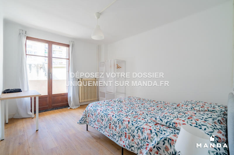 Chambre - 12 m² - 4 pièces
