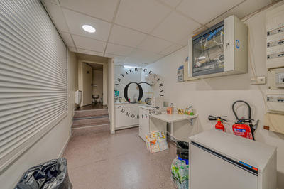 Local commercial - 147 m²