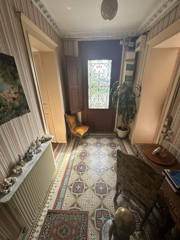 Viager - Maison ancienne - 188 m² - 7 pièces