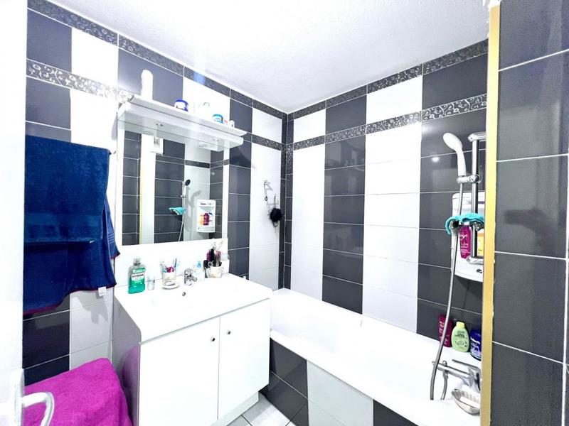 Appartement - 76 m² - 4 pièces