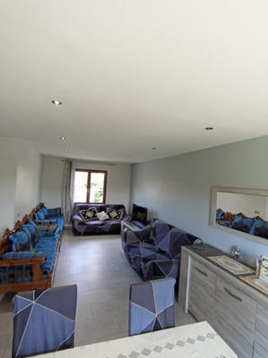 Maison - 92 m² - 6 pièces