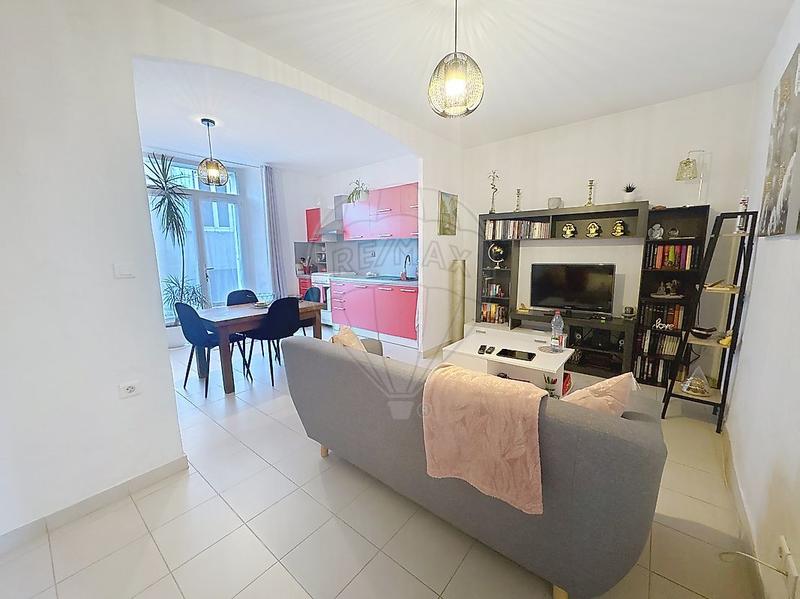 Immeuble - 268 m² - 12 pièces