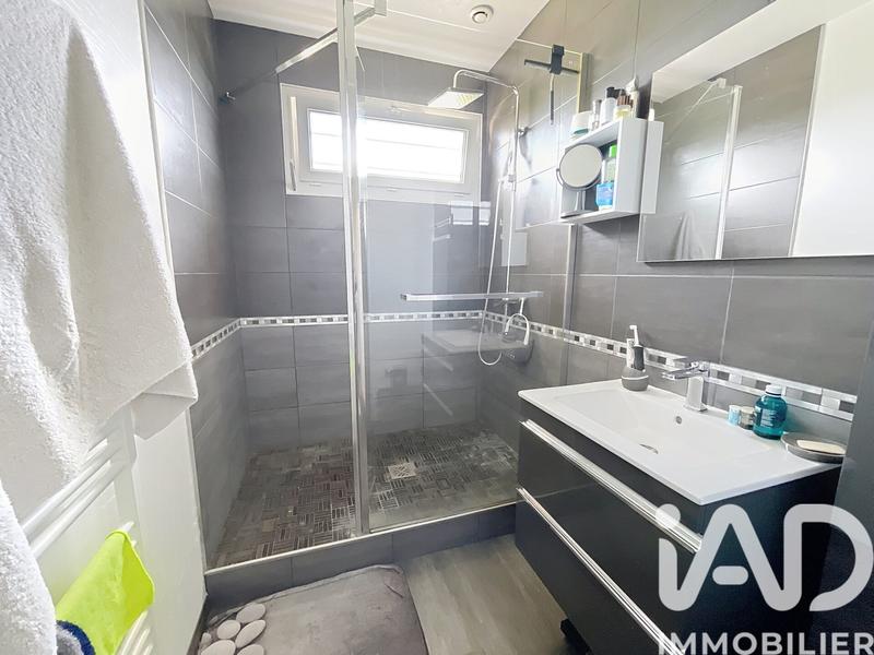 Maison - 145 m² - 6 pièces