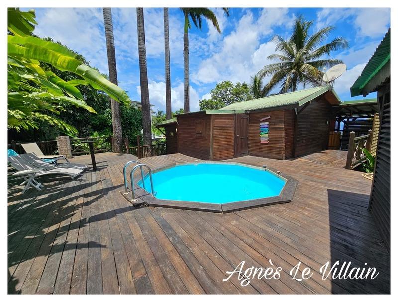 Maison - 209 m² - 11 pièces