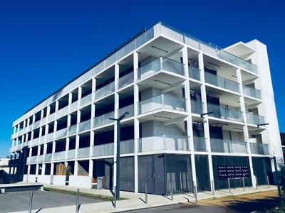 Appartement - 86 m² - 4 pièces