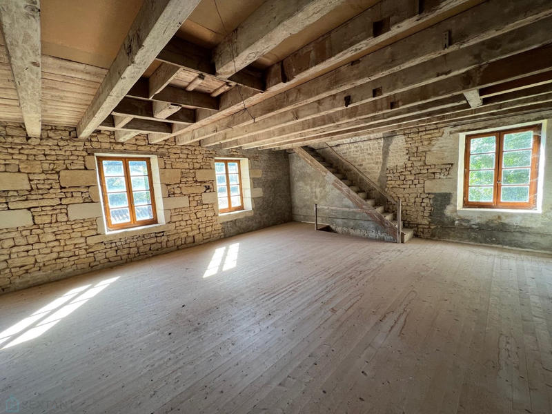 Maison - 400 m² - 15 pièces