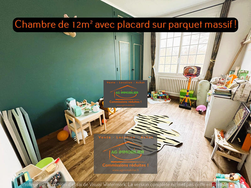 Maison - 195 m² - 9 pièces