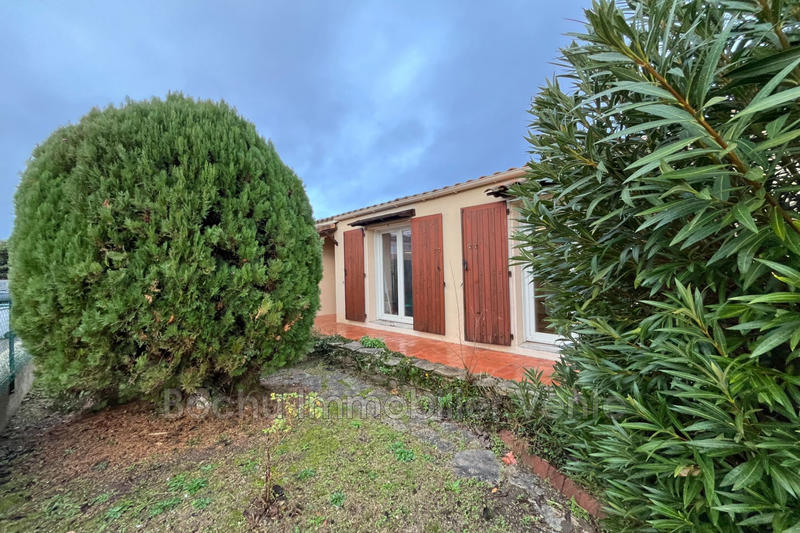 Villa - 100 m² - 5 pièces