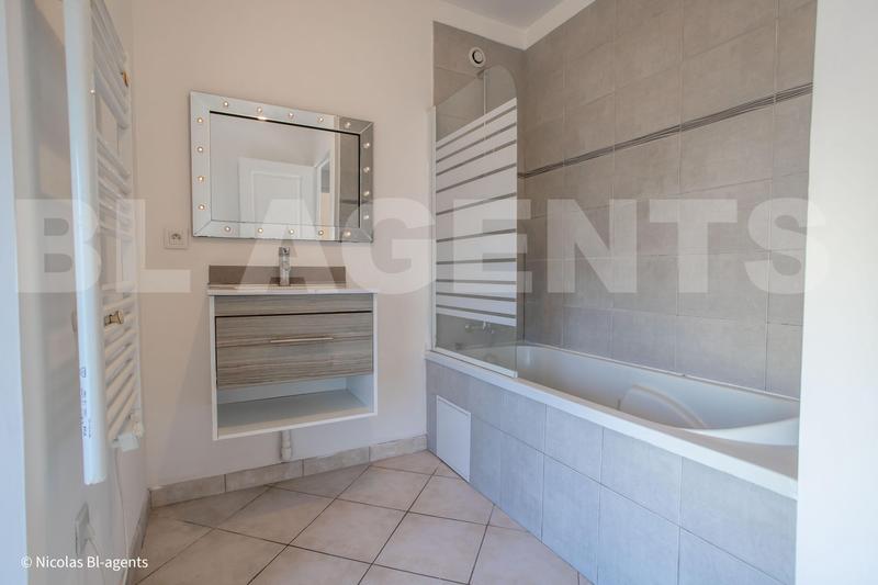 Maison - 75 m² - 5 pièces