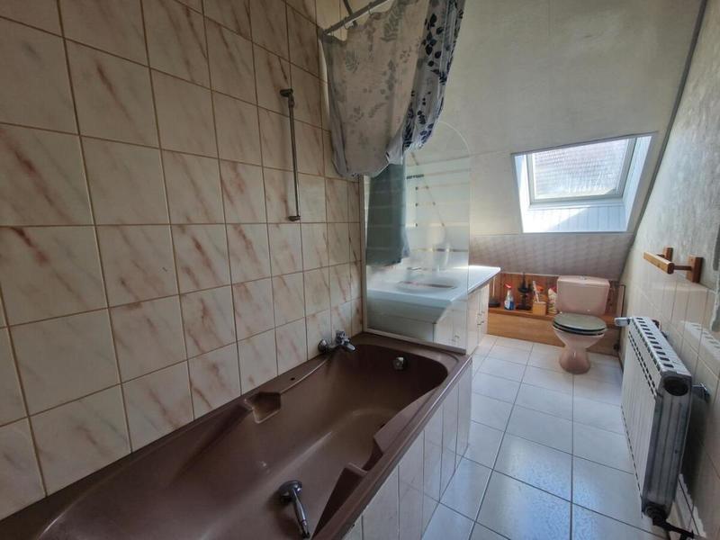 Maison - 147 m² - 8 pièces