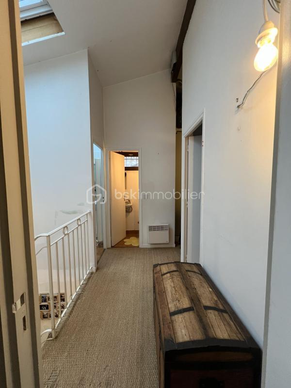 Maison traditionnelle - 105 m² - 5 pièces