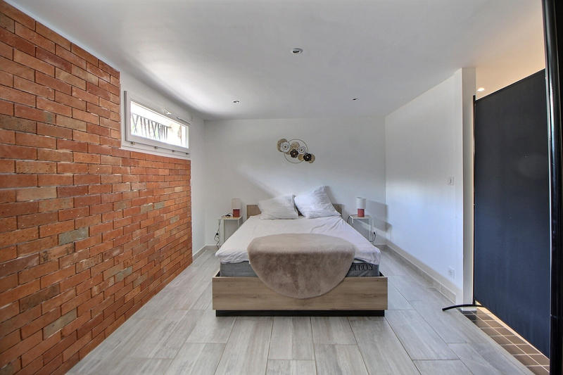 Maison - 179 m² - 8 pièces