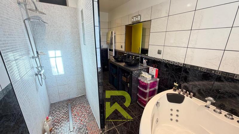 Villa - 95 m² - 3 pièces