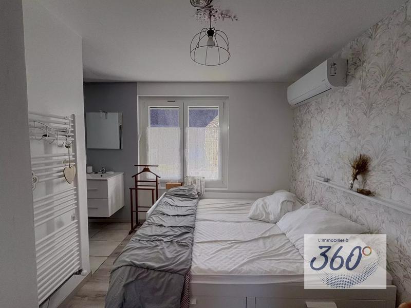 Maison - 192 m² - 7 pièces