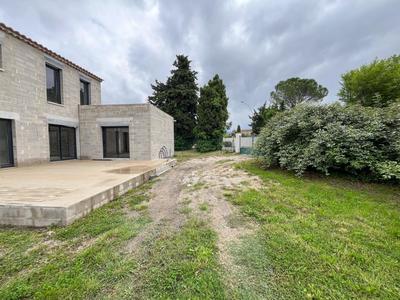 Maison - 130 m² - 4 pièces