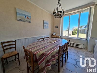 Maison - 103 m² - 8 pièces