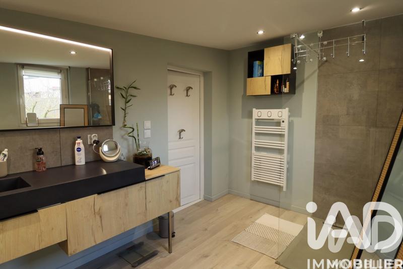 Maison - 122 m² - 4 pièces