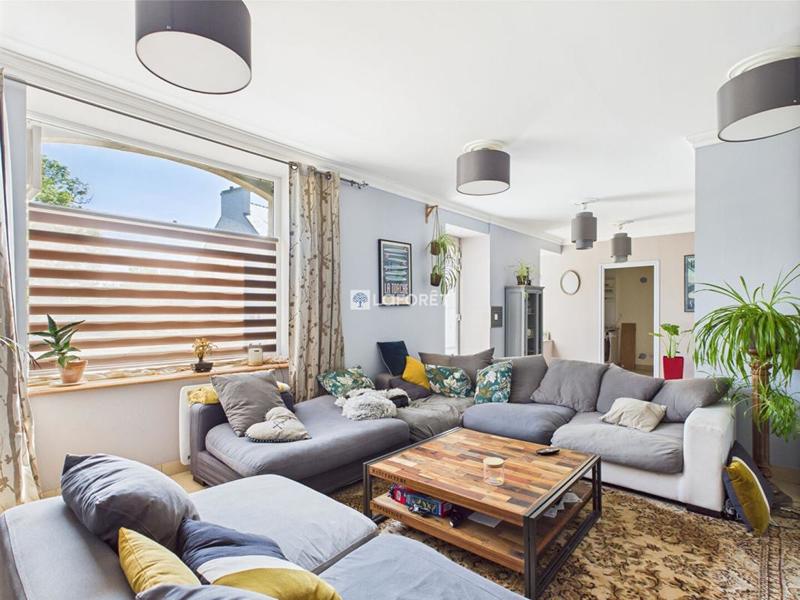 Maison - 147 m² - 6 pièces