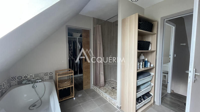 Maison - 103 m² - 4 pièces