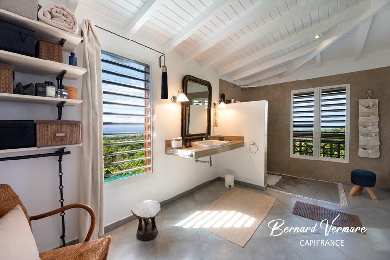 Demeure - 196 m² - 8 pièces