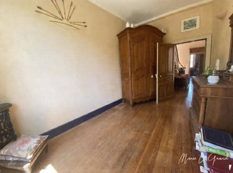 Maison - 184 m² - 7 pièces