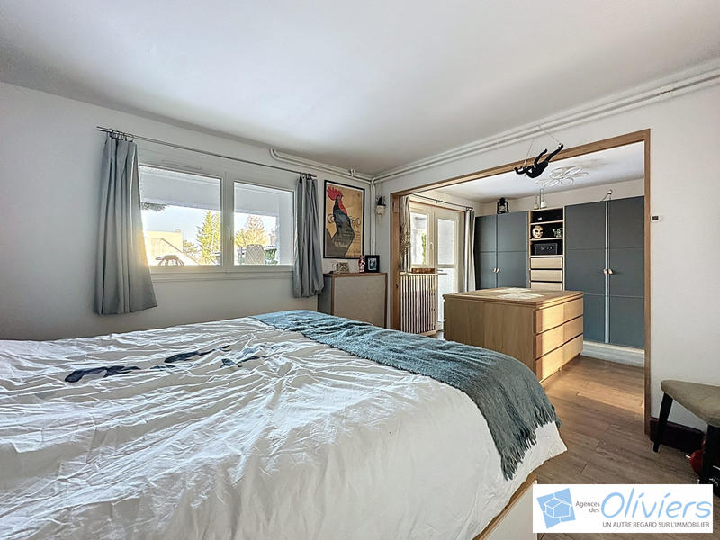 Maison traditionnelle - 140 m² - 6 pièces