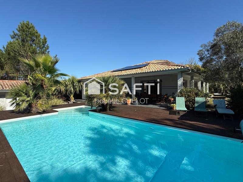 Maison - 240 m² - 7 pièces