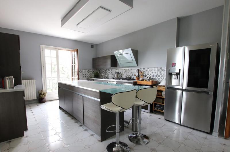 Maison - 178 m² - 7 pièces