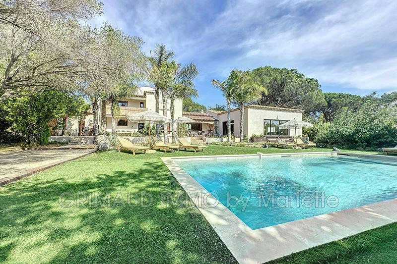 Villa - 308 m² - 8 pièces