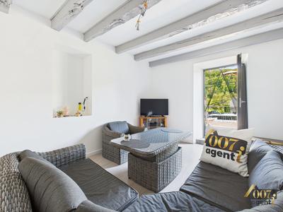 Maison - 164 m² - 6 pièces