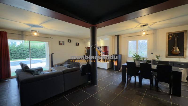 Maison - 142 m² - 5 pièces