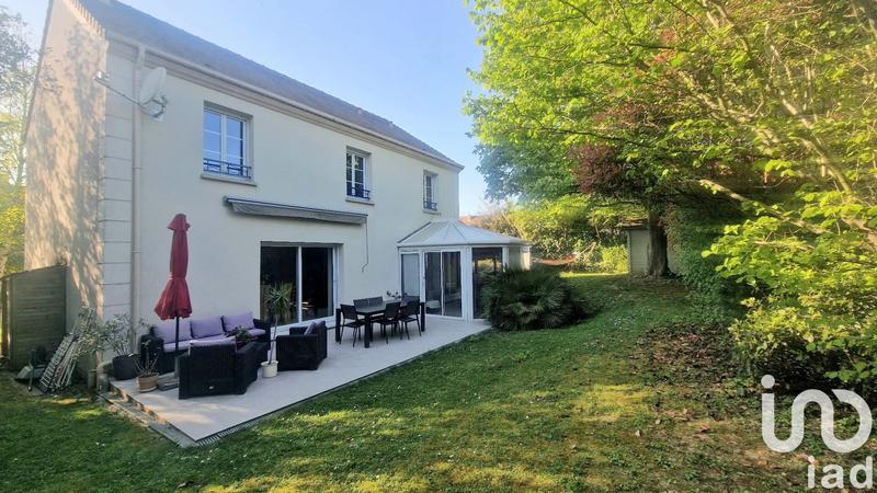 Maison - 161 m² - 7 pièces