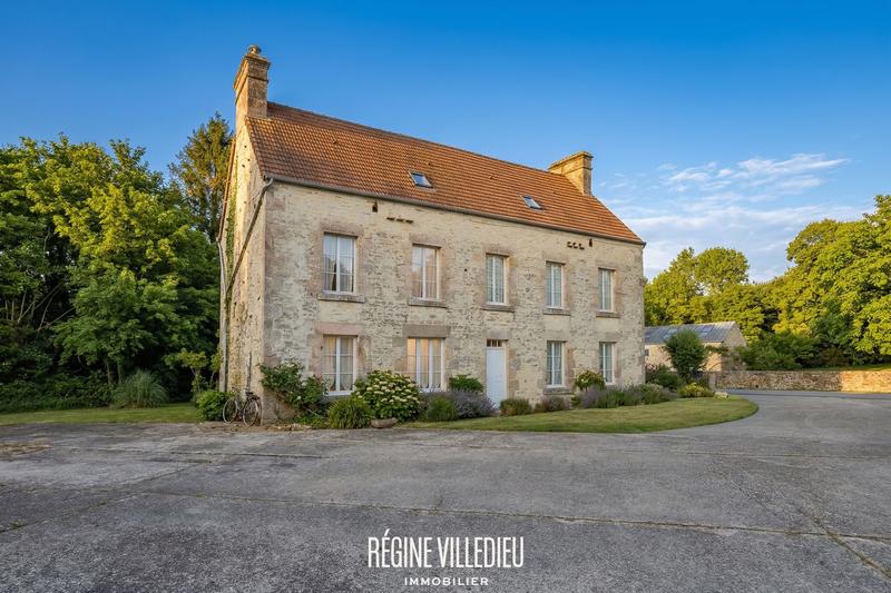 Maison - 143 m² - 6 pièces