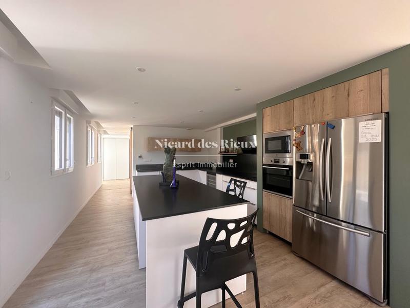 Appartement - 122 m² - 4 pièces