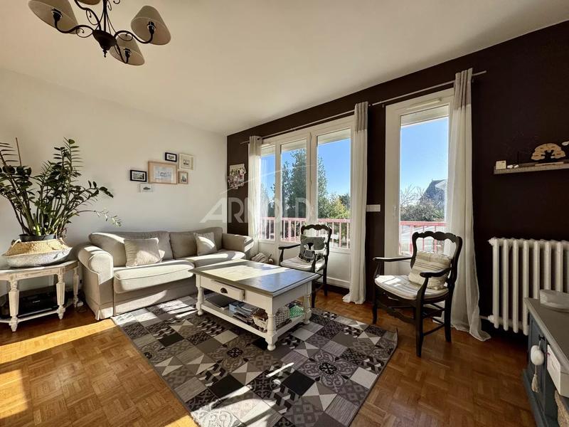 Appartement - 81 m² - 4 pièces