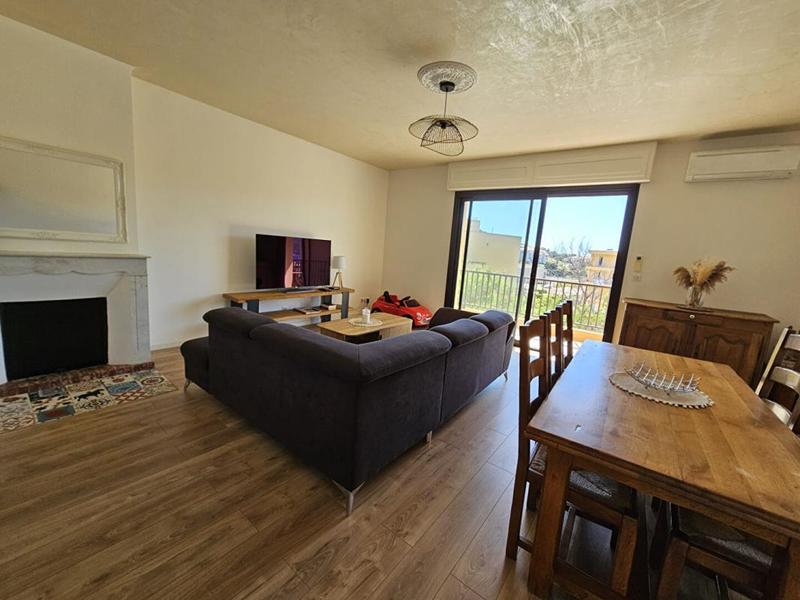 Appartement - 105 m² - 4 pièces