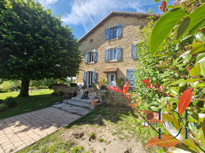 Maison - 135 m² - 6 pièces