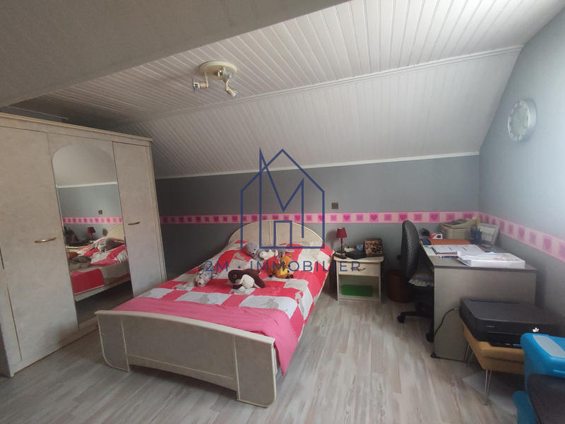 Maison - 98 m² - 4 pièces