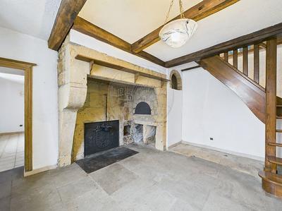 Maison - 180 m² - 8 pièces