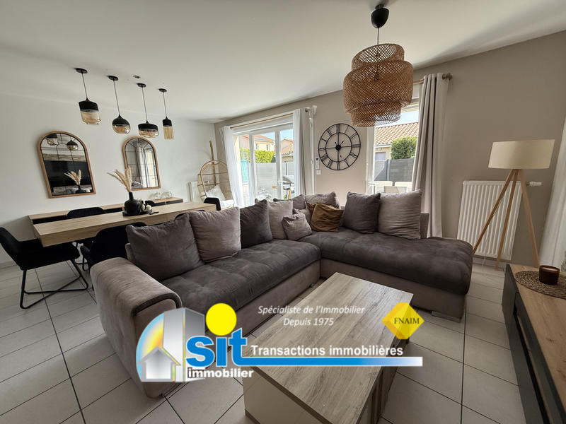 Maison - 104 m² - 4 pièces