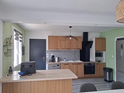 Maison - 87 m² - 5 pièces