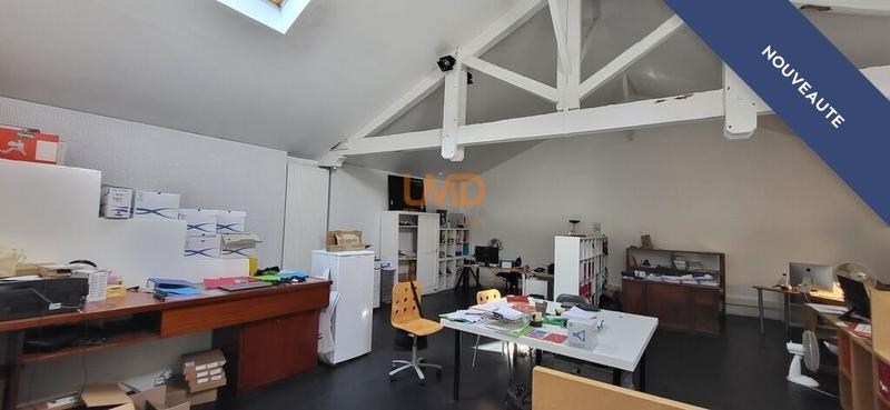 Immeuble - 1 345 m² - 20 pièces