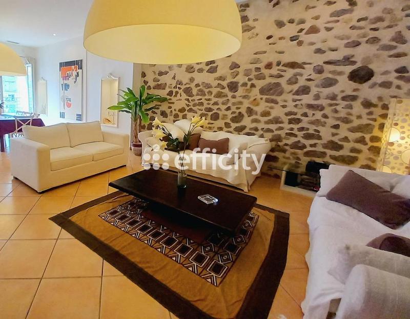 Appartement - 165 m² - 4 pièces