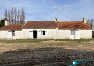 Maison - 90 m² - 4 pièces